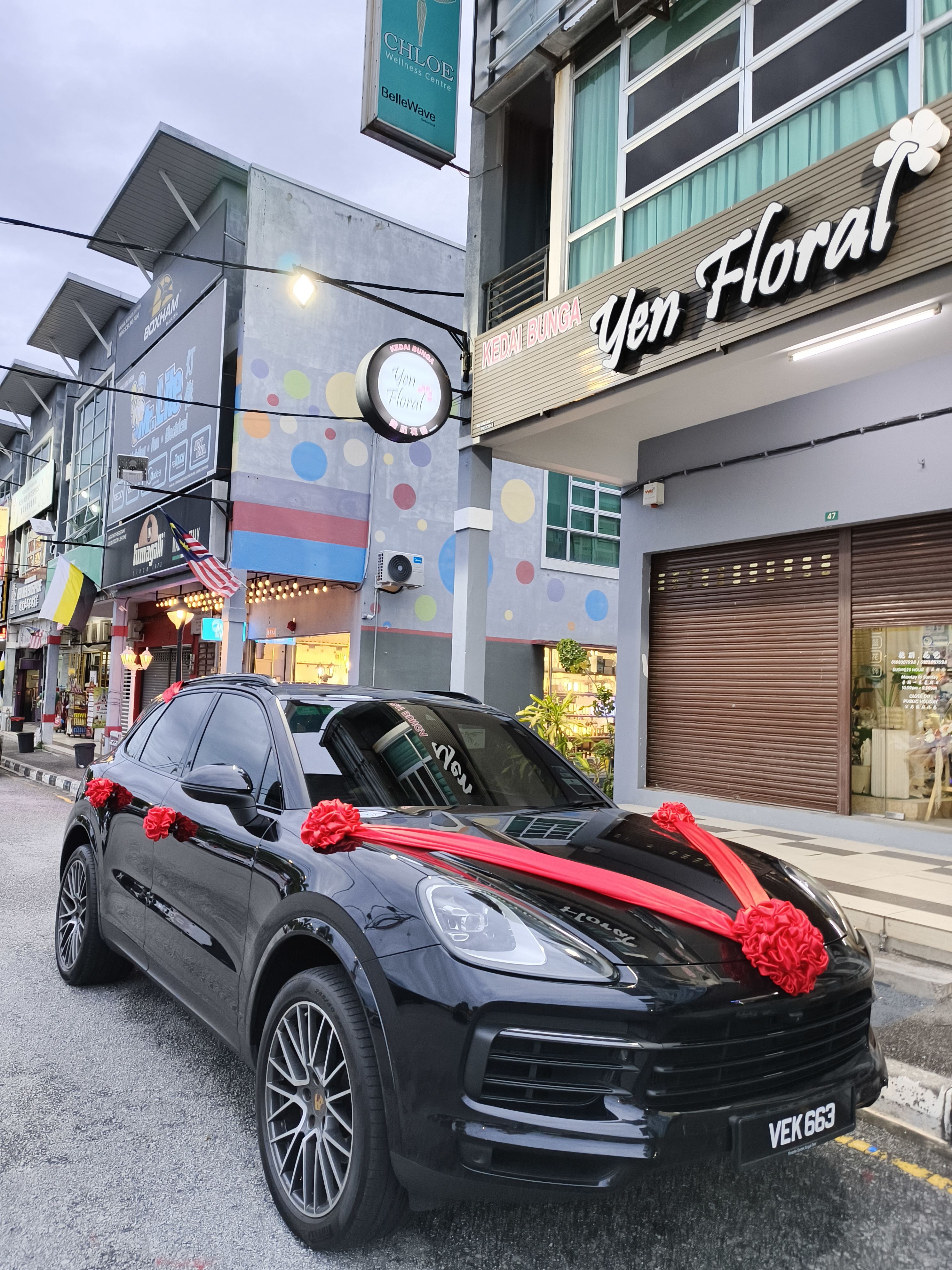 Bridal Car Decor 7